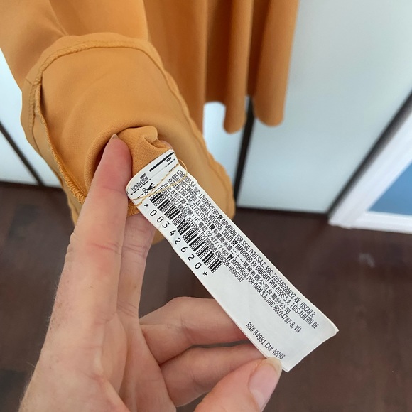 Cute summer yellow dress with knot in front - Picture 5 of 5